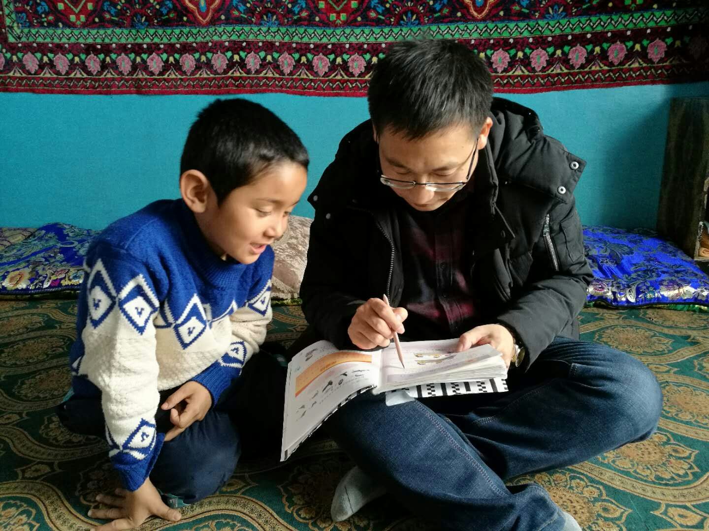 博乐市教育局第二批"结亲周"干部开始入住亲戚家开展活动-博尔塔拉政府网