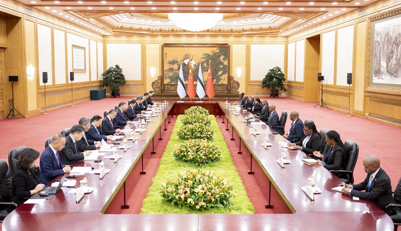 习近平会见博茨瓦纳总统马西西 习近平会见博茨瓦纳总统马西西