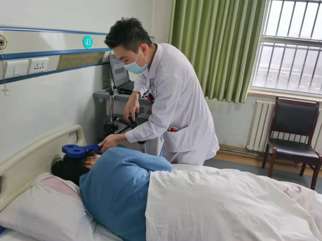 州人民医院医生妙手治抑郁患者